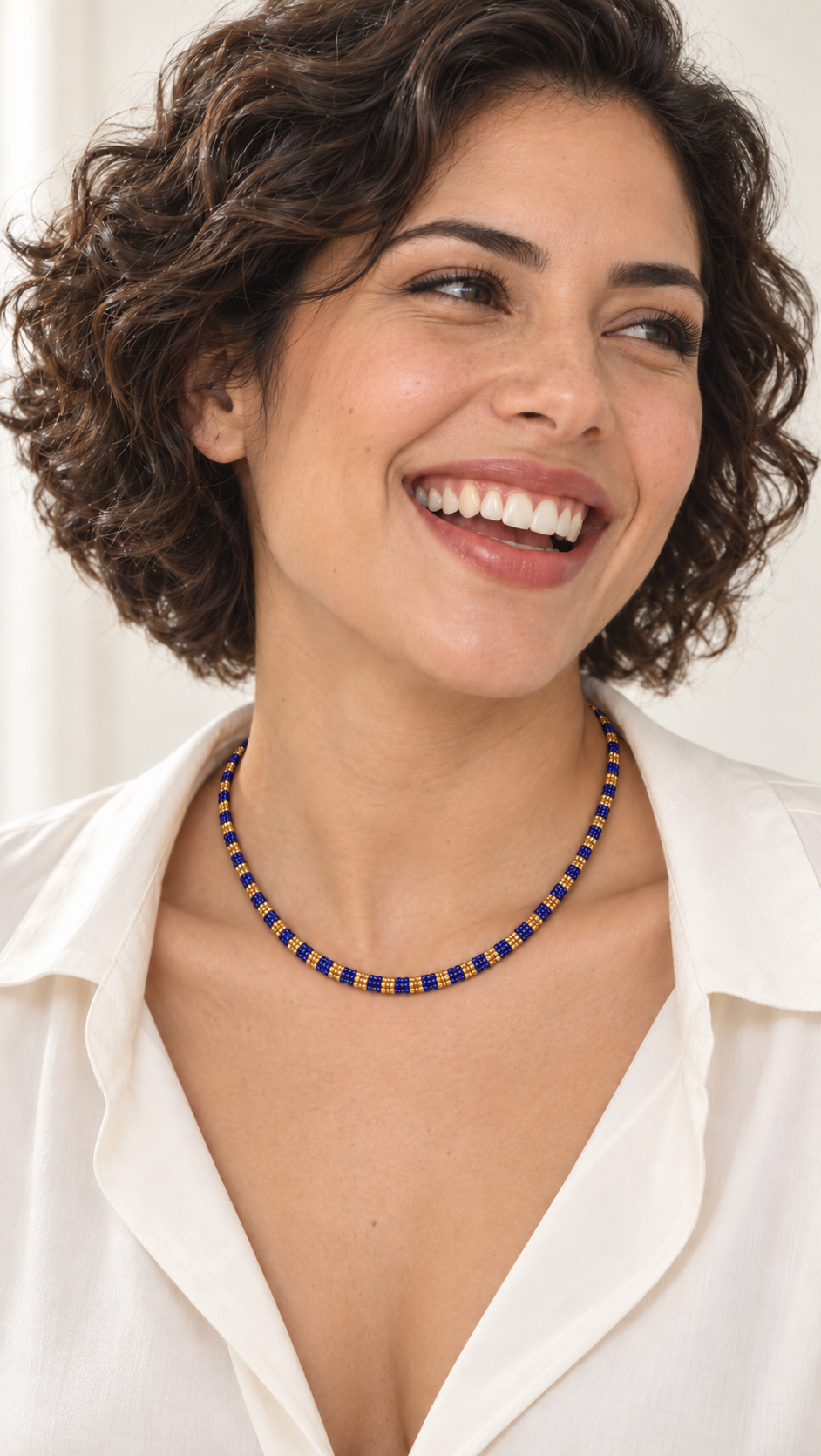 Collar Celeste — Azul Rey y Dorado
